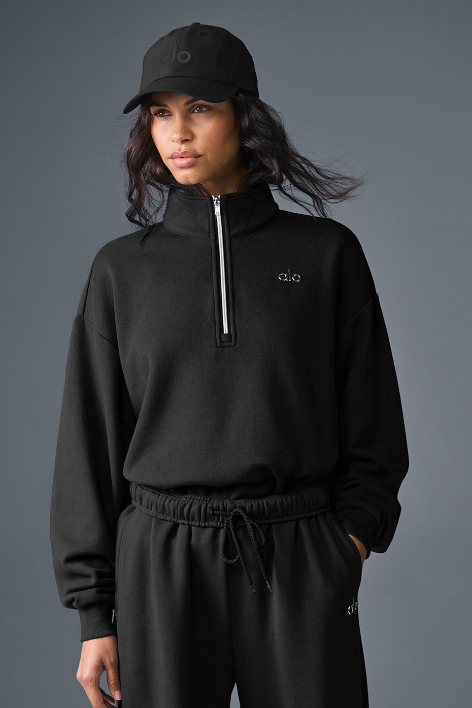 Accolade 1/4 Zip Pullover - Black image 2