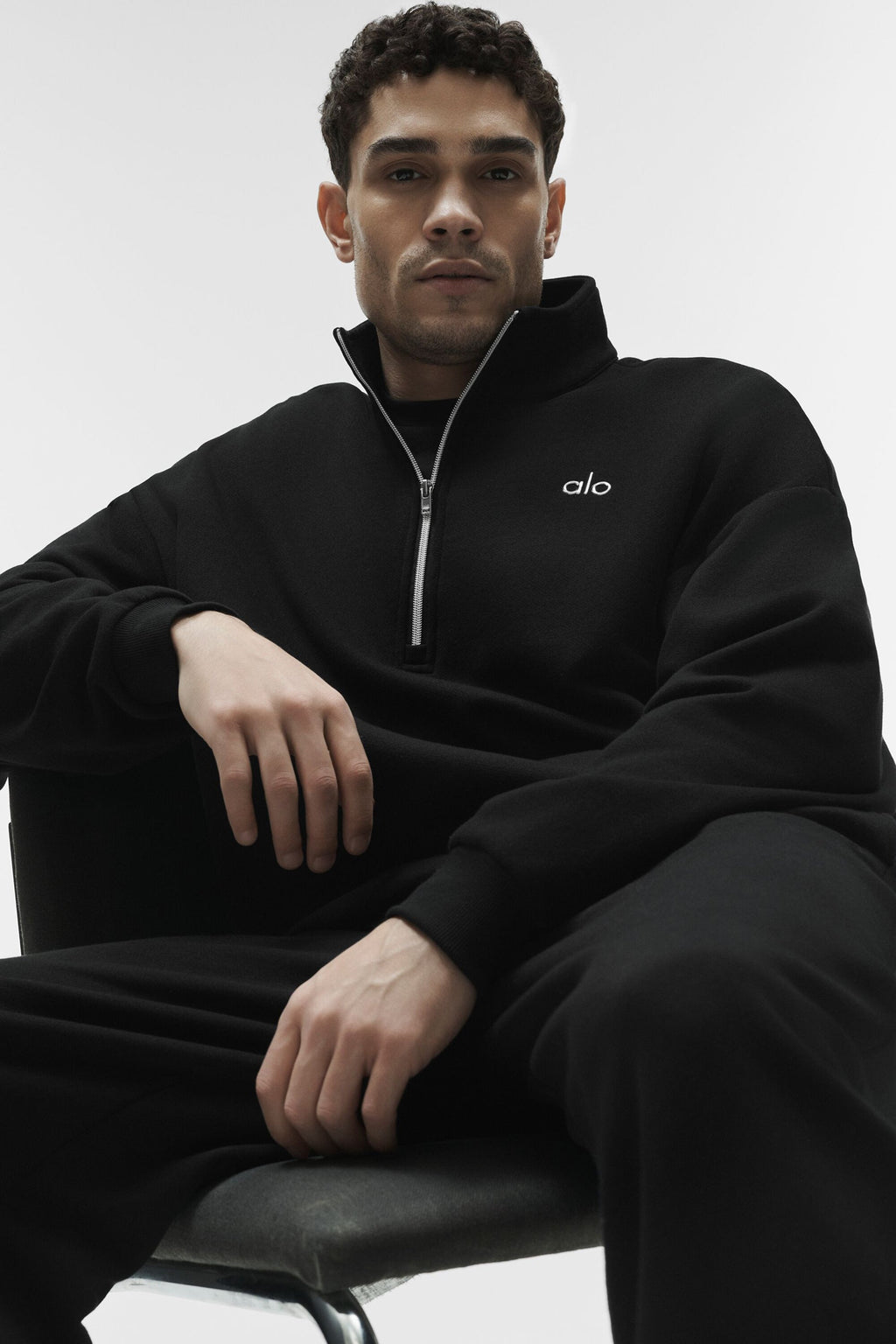 Accolade 1/4 Zip Pullover - Black image 1