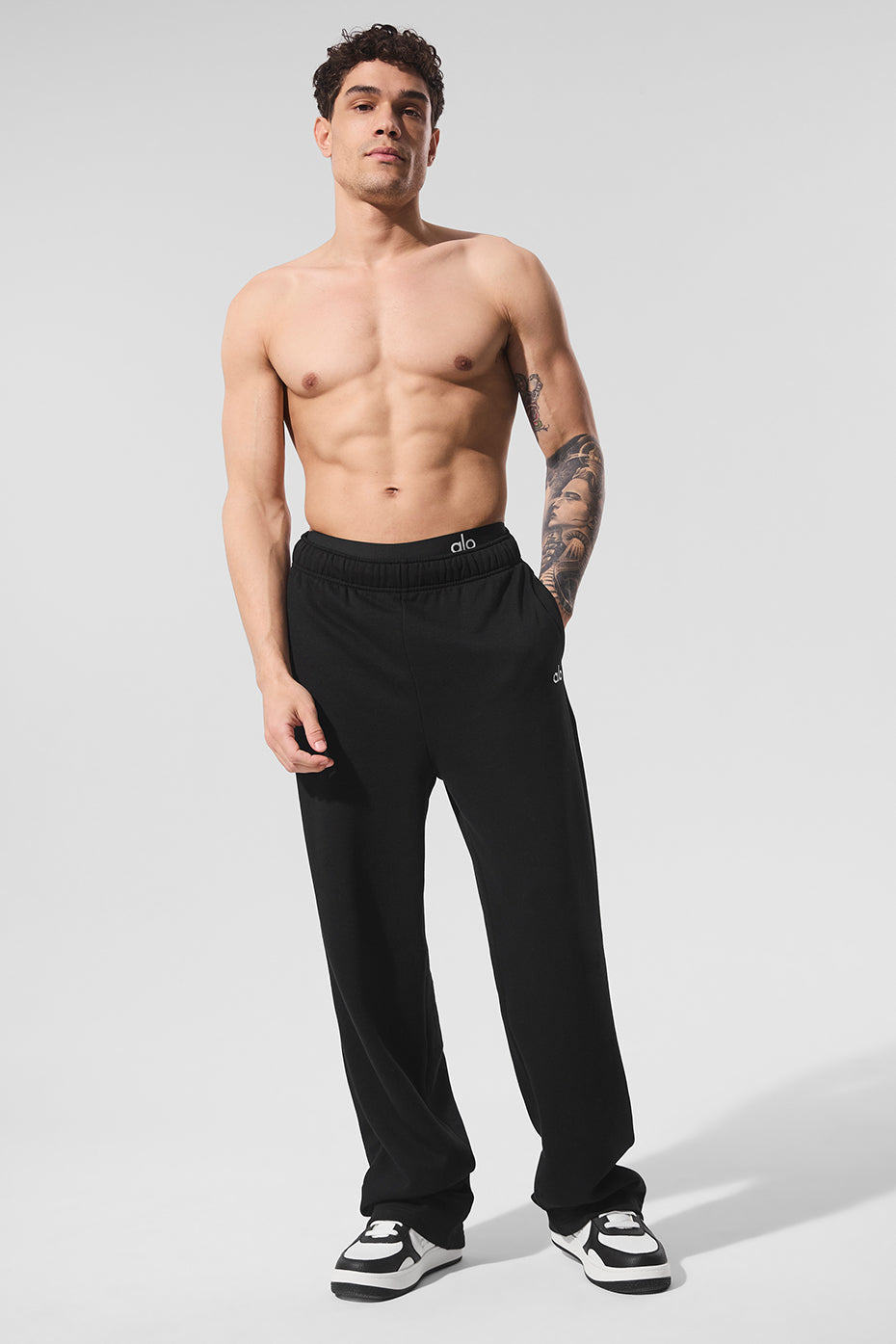 Accolade Straight Leg Sweatpant - Black image 3