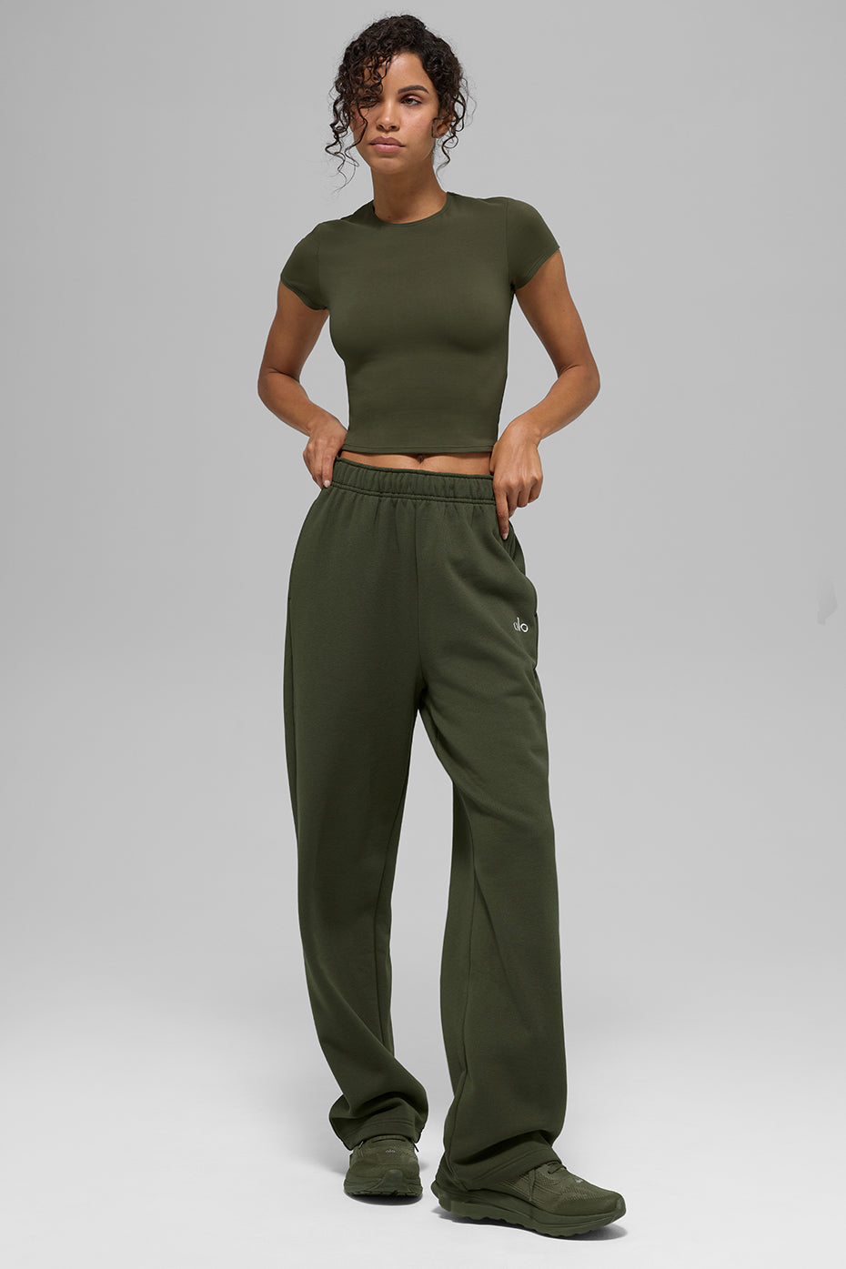 Accolade Straight Leg Sweatpant - Green Olive image 4