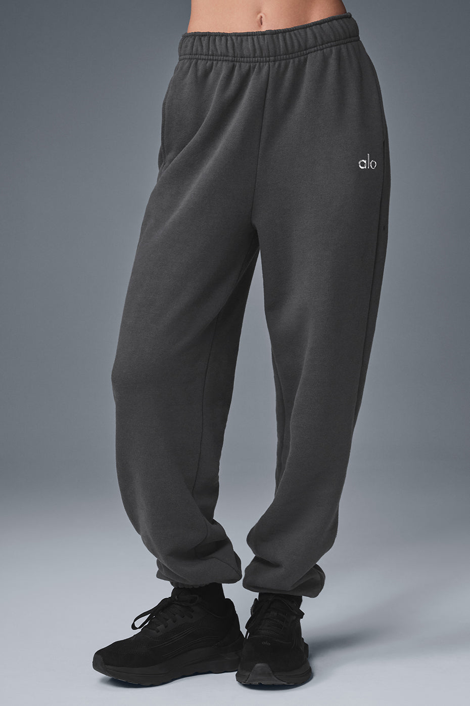 Accolade Sweatpant - Anthracite image 1