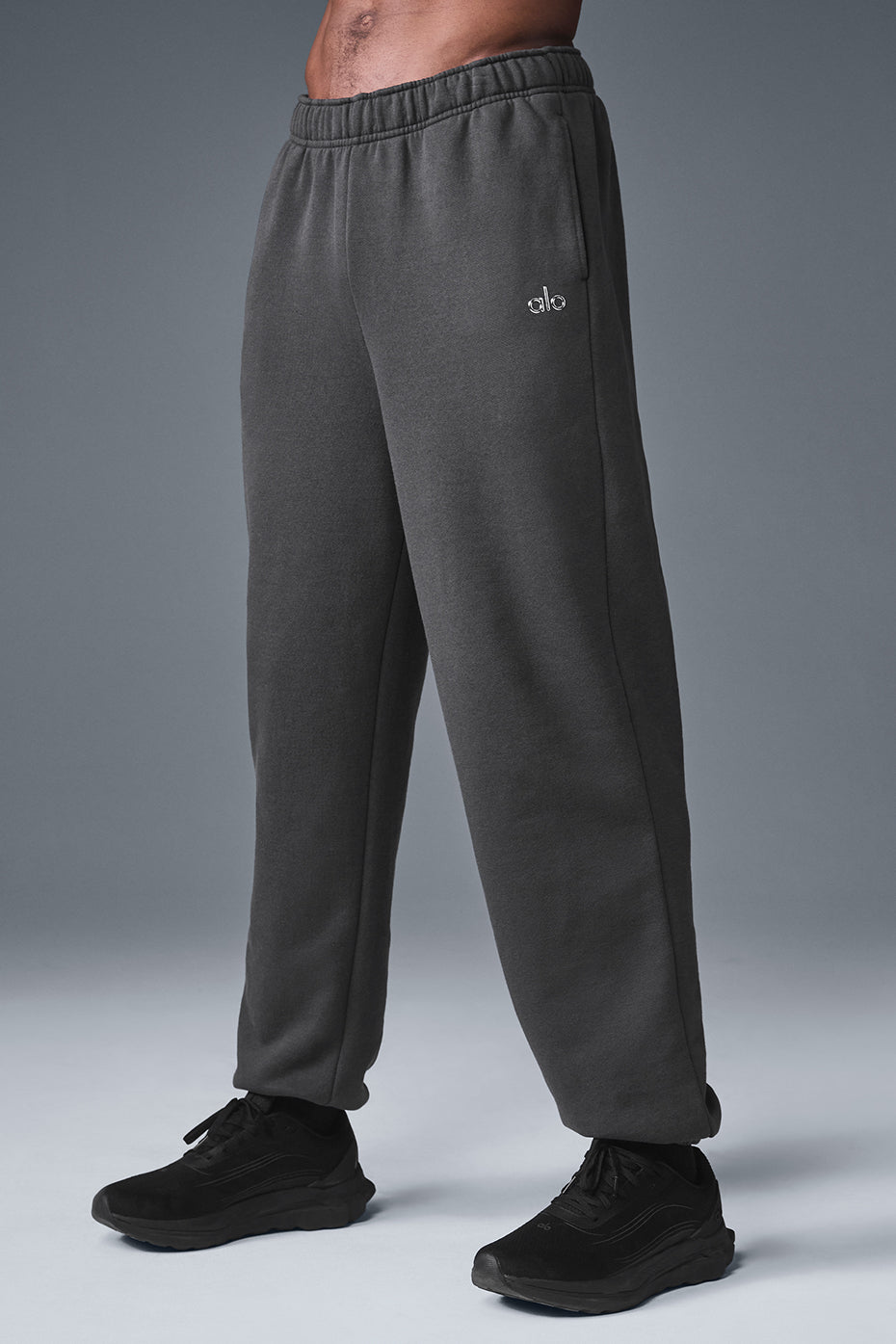Accolade Sweatpant - Anthracite image 3