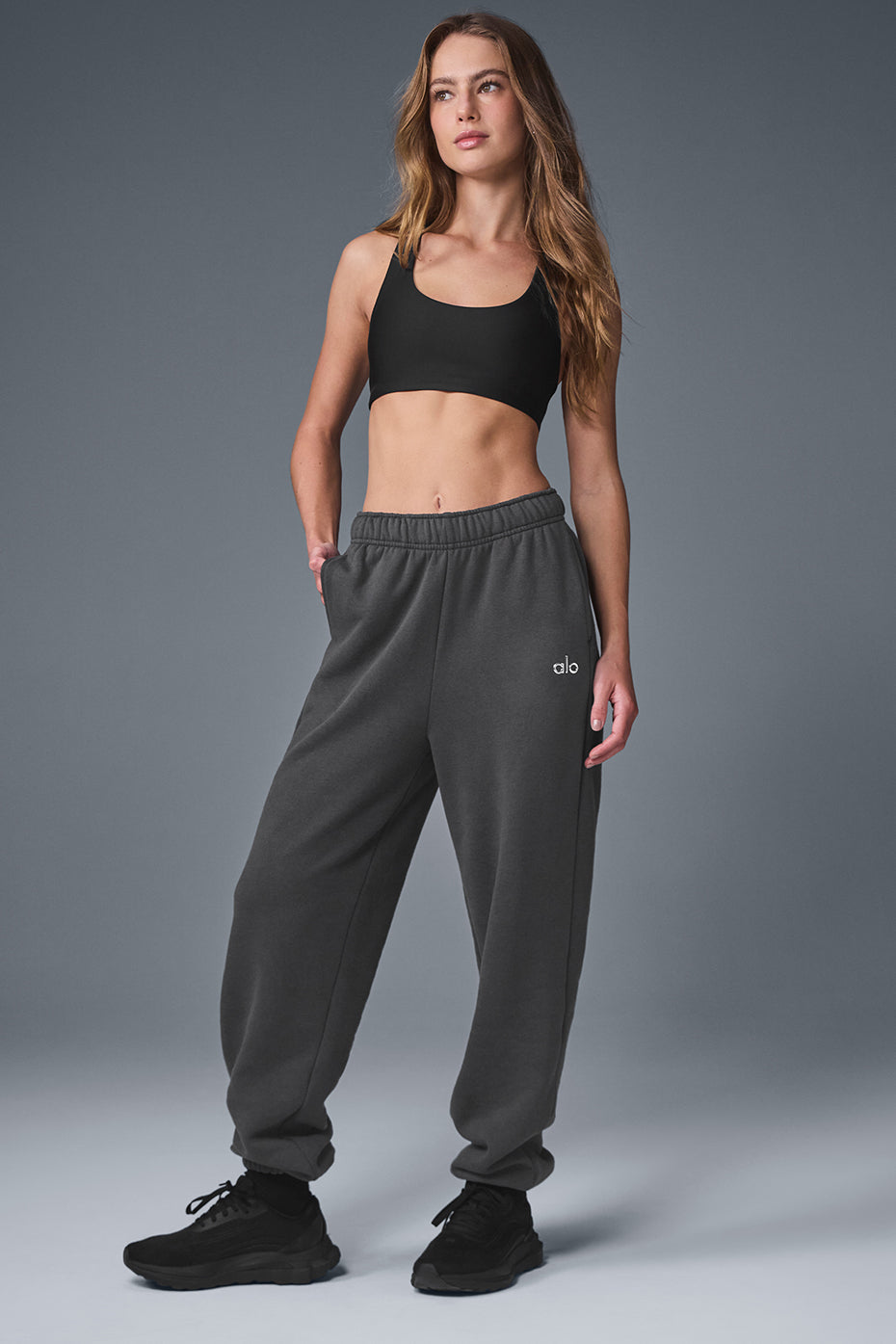Accolade Sweatpant - Anthracite image 5