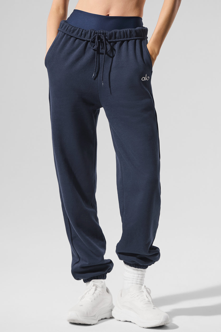 Accolade Sweatpant - Navy image 2