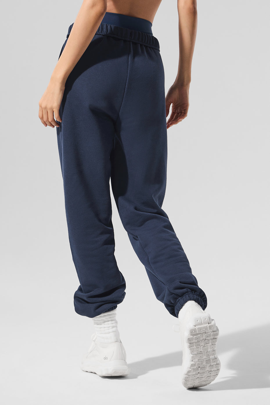 Accolade Sweatpant - Navy image 4
