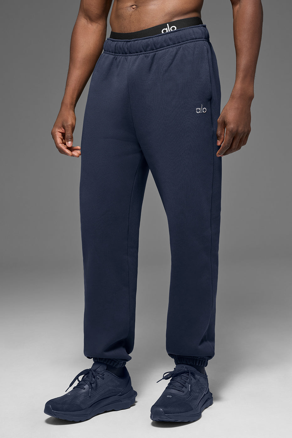 Accolade Sweatpant - Navy image 1