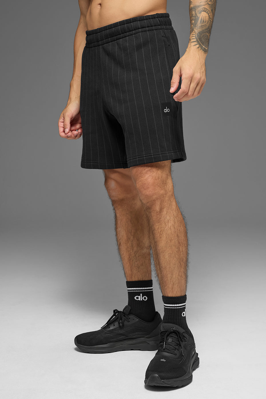 7" Pinstripe Short - Black Pinstripe image 5