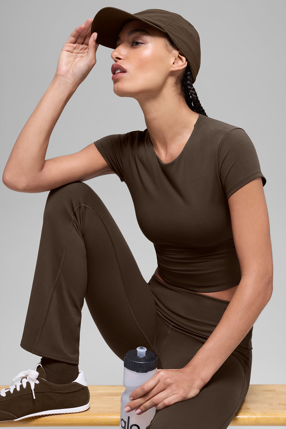 ALO Softsculpt Precision Short Sleeve Top - Espresso image 5