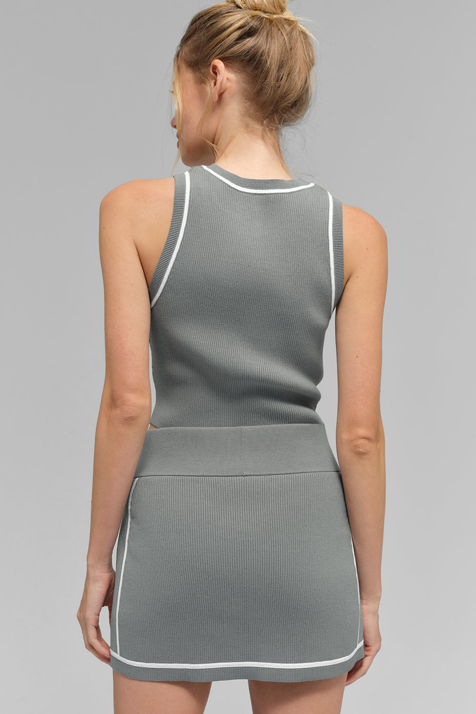 Ribbed Sweater Knit Highline Cropped Tank - Lunar Grey/White image 3