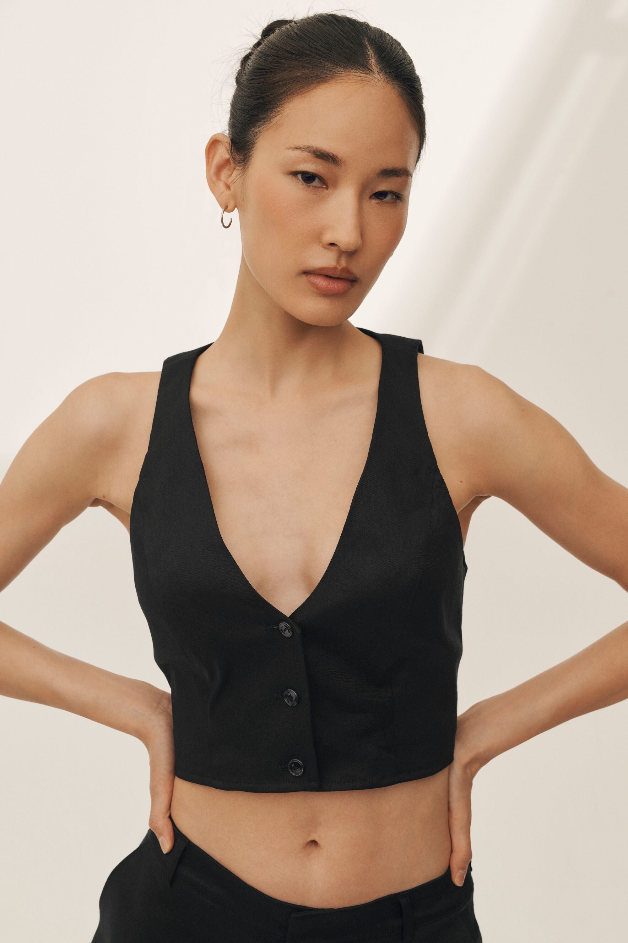 Linen Blend Riviera Vest - Black image 3