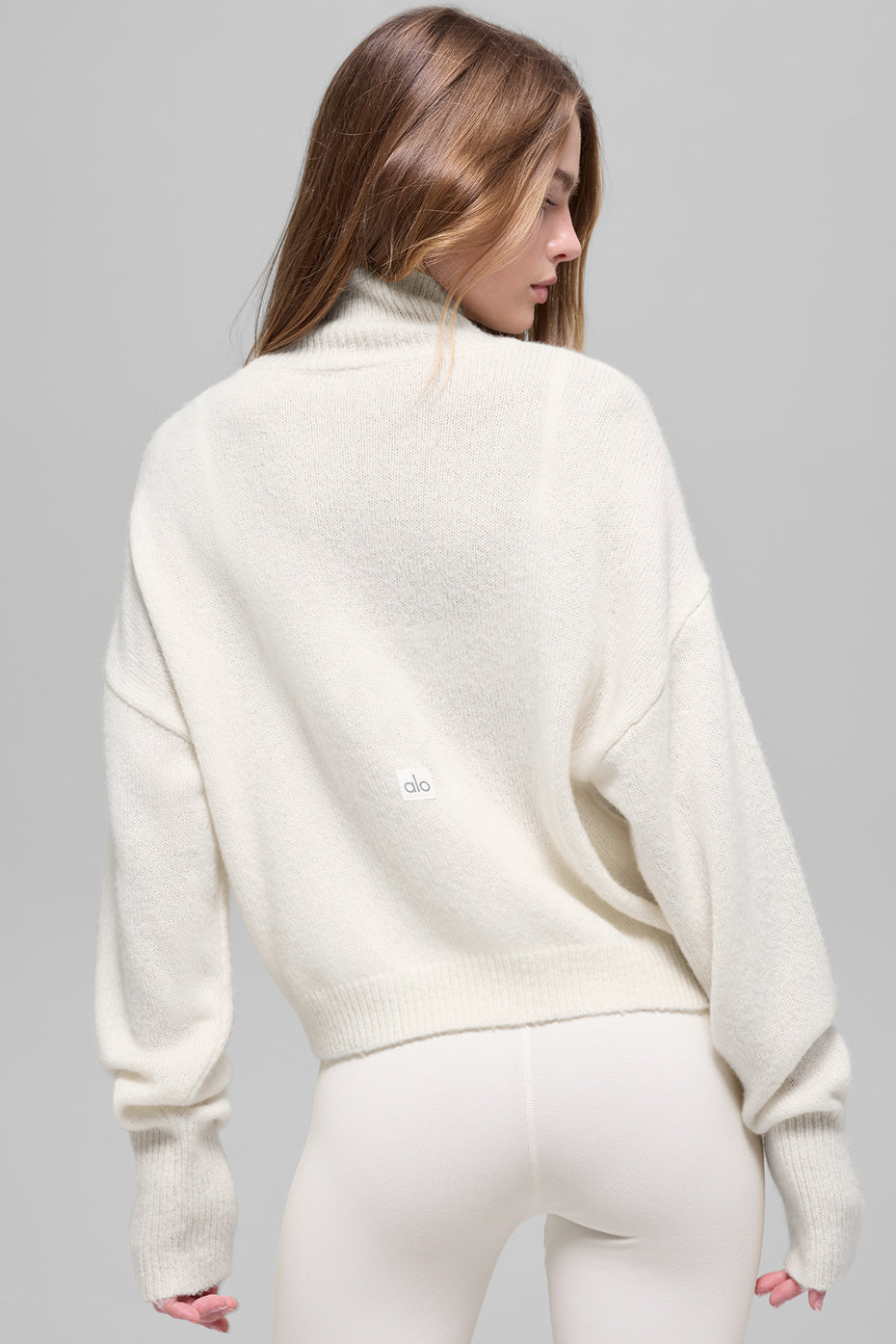 Wool Cashmere Cropped New Class Turtleneck Sweater - Ivory image 3
