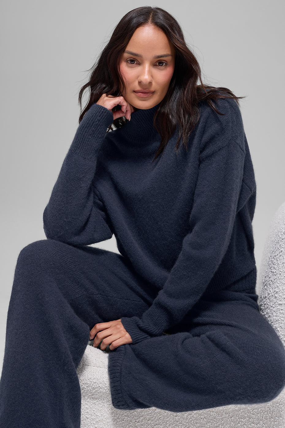 Wool Cashmere Cropped New Class Turtleneck Sweater - Navy image 4