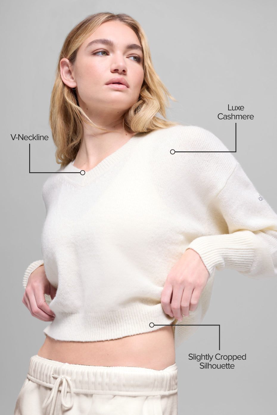 Wool Cashmere Cropped New Class V-Neck Sweater - Ivory image 2
