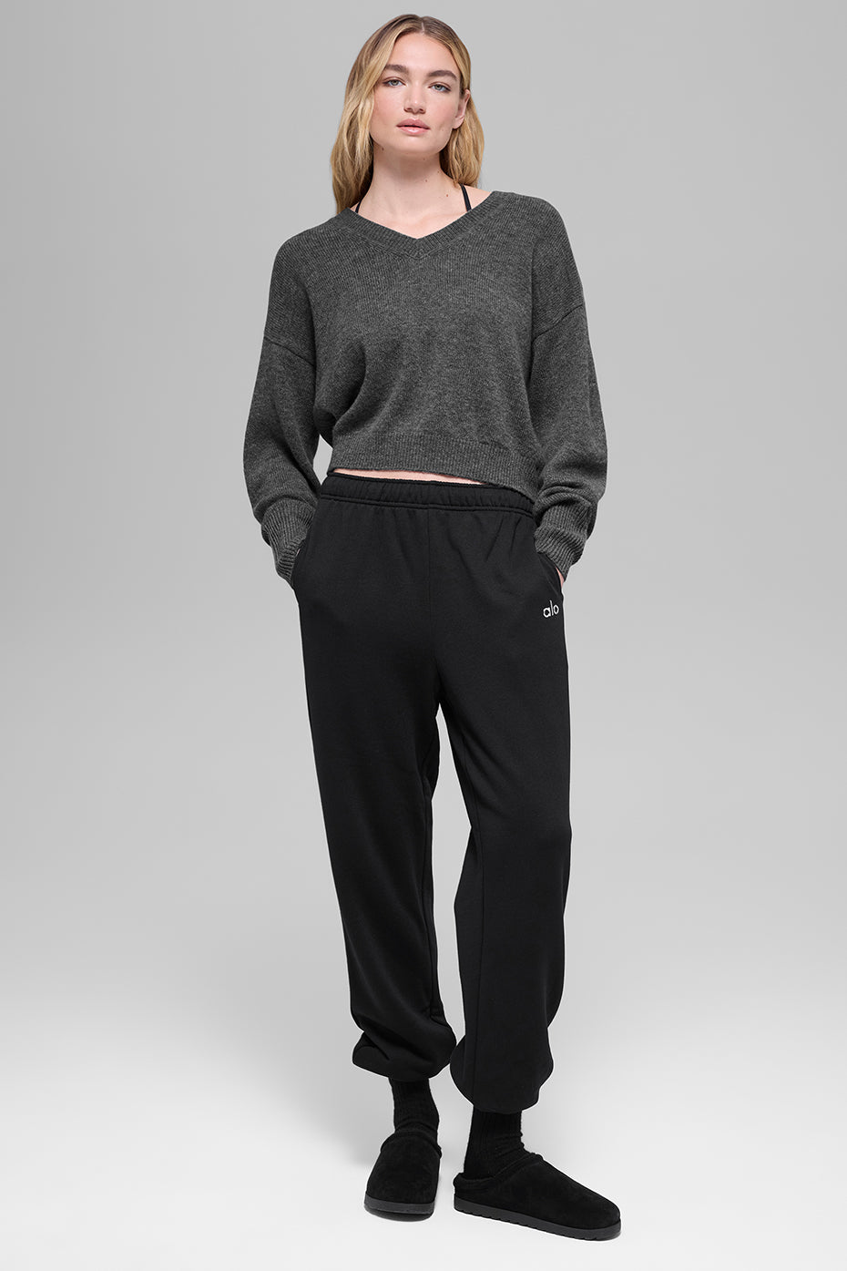 Wool Cashmere Cropped New Class V-Neck Sweater - Platinum Grey image 4