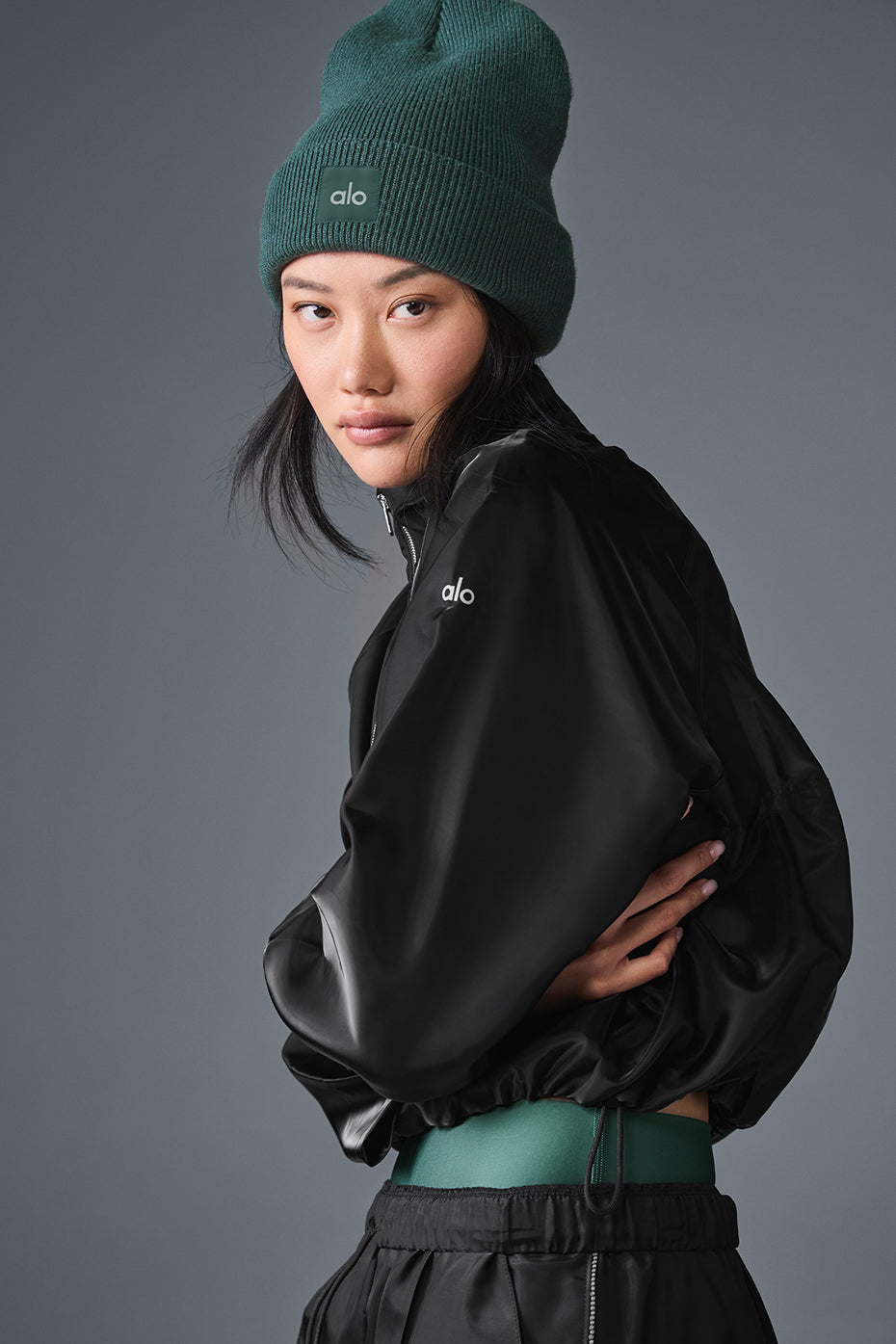 Cropped Afterglow Pullover - Black image 4
