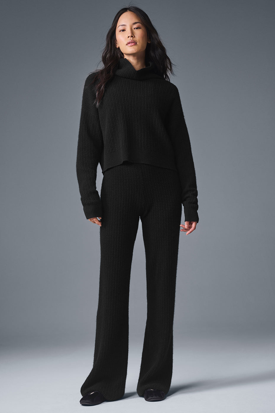 Cashmere Plush Waffle Turtleneck Pullover - Black image 4