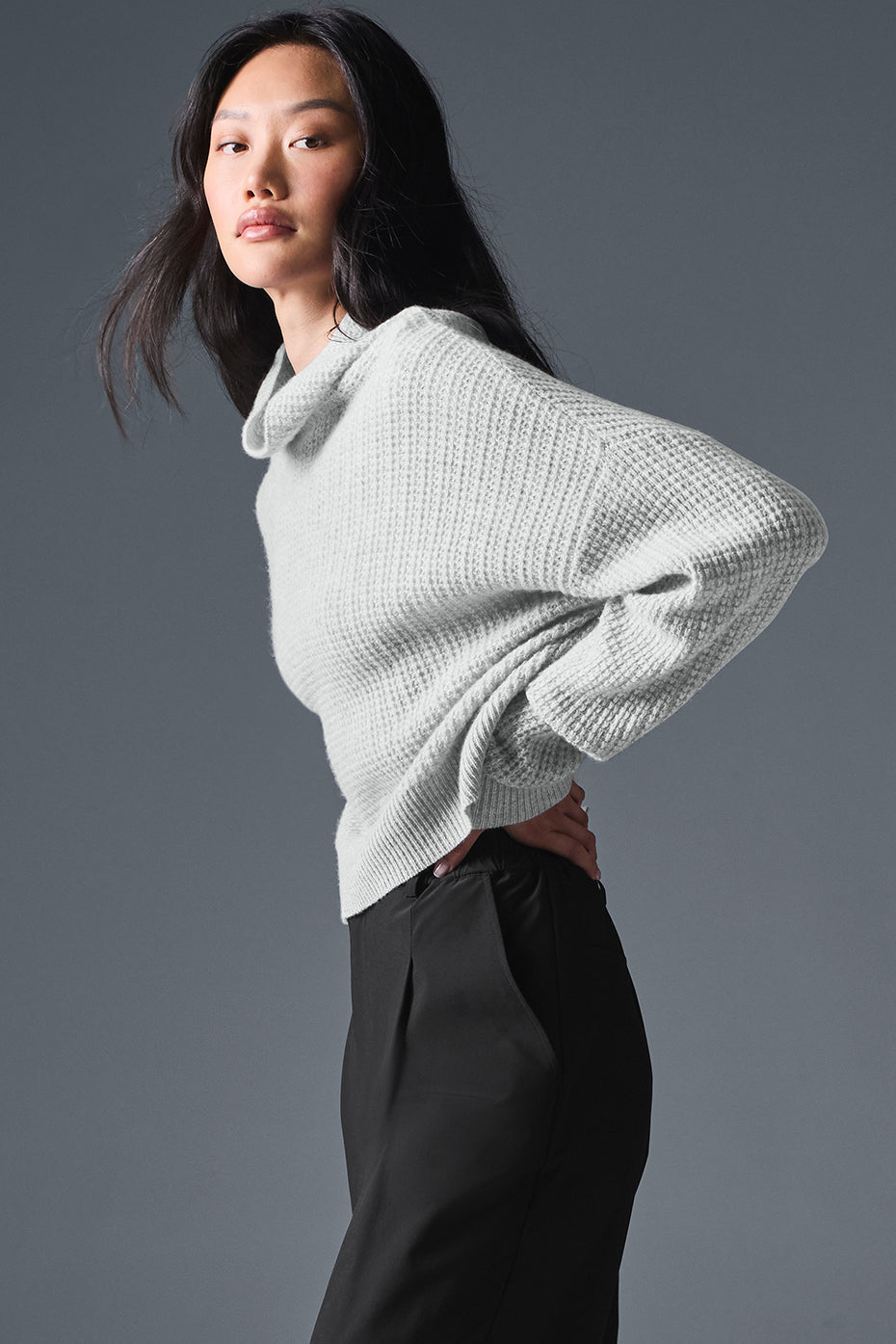 Cashmere Plush Waffle Turtleneck Pullover - Athletic Heather Grey image 4