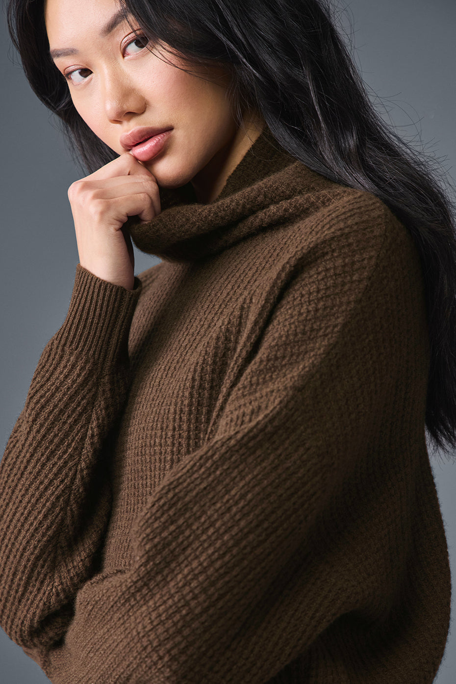 Cashmere Plush Waffle Turtleneck Pullover - Espresso image 3