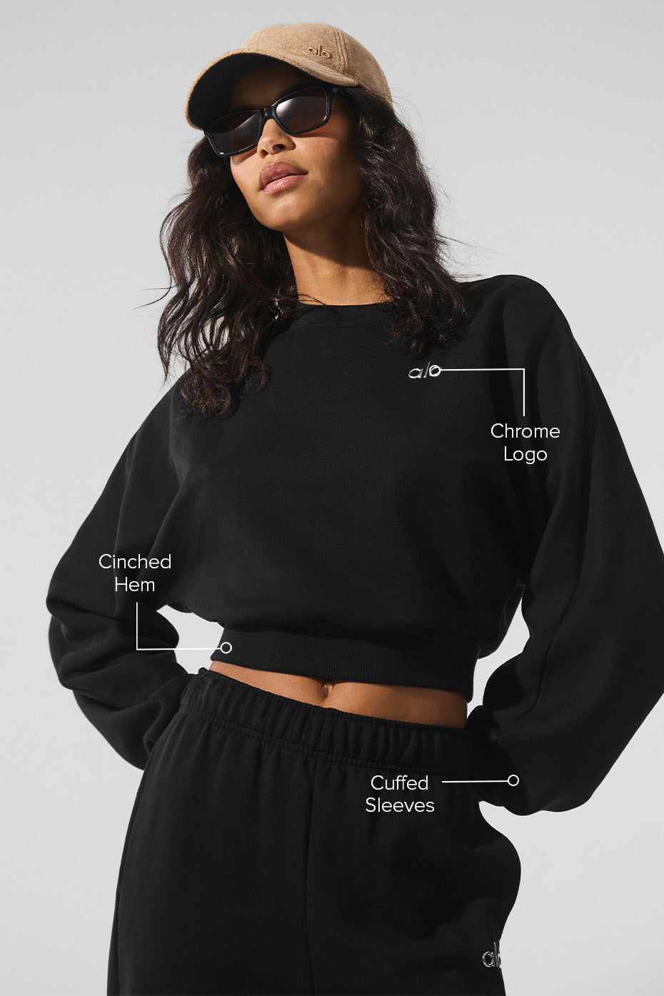 Cropped Accolade Crewneck - Black image 2