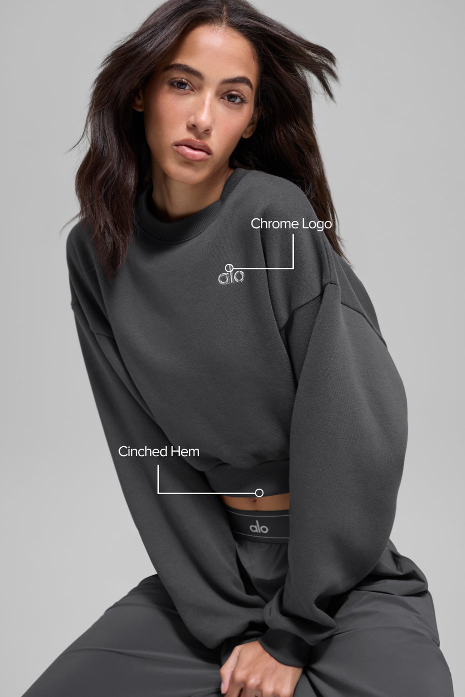 Cropped Accolade Crewneck - Anthracite image 2