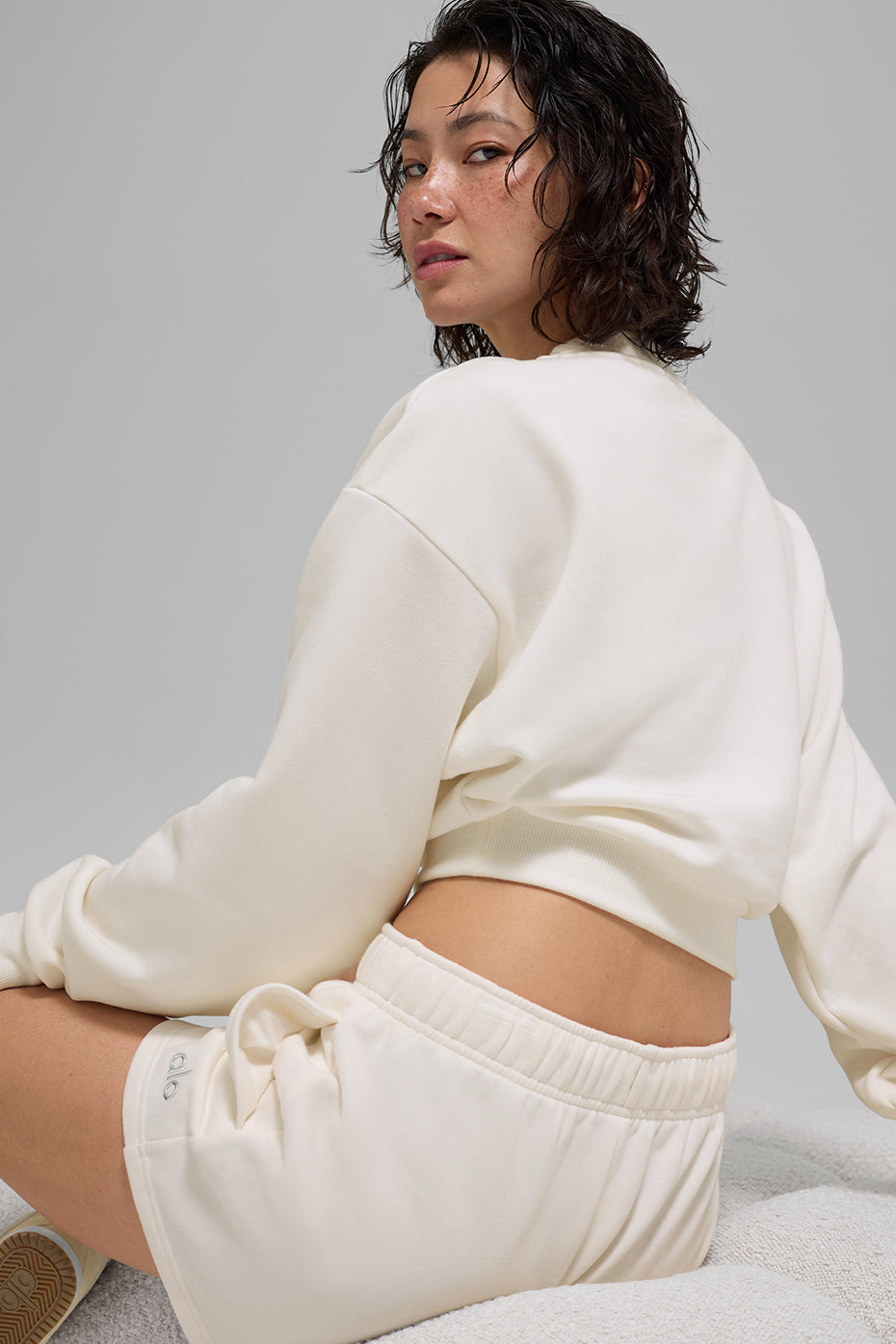 Cropped Accolade Crewneck - Ivory image 4