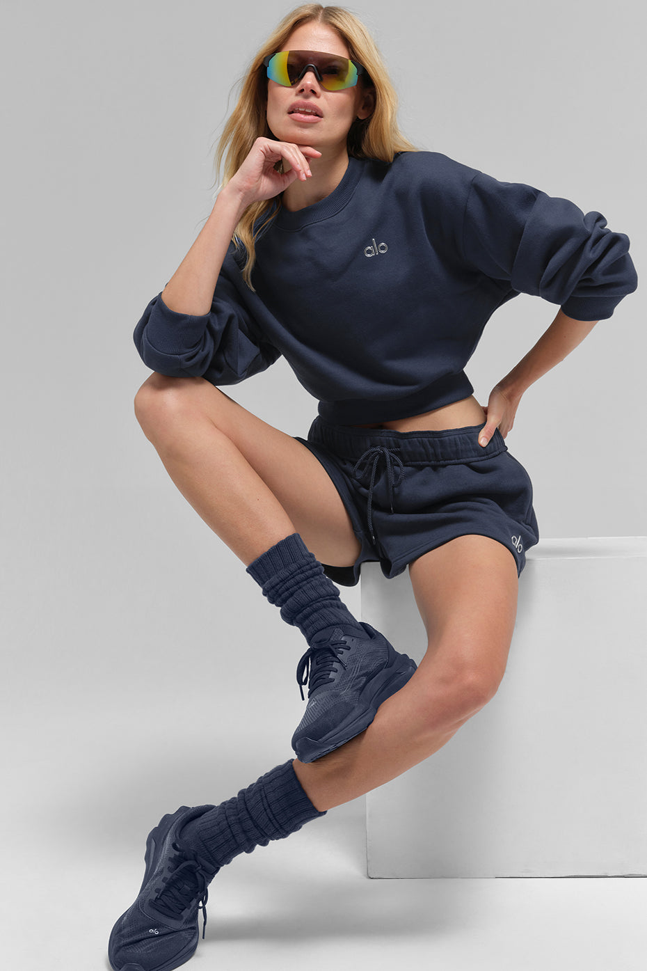 Cropped Accolade Crewneck - Navy image 5