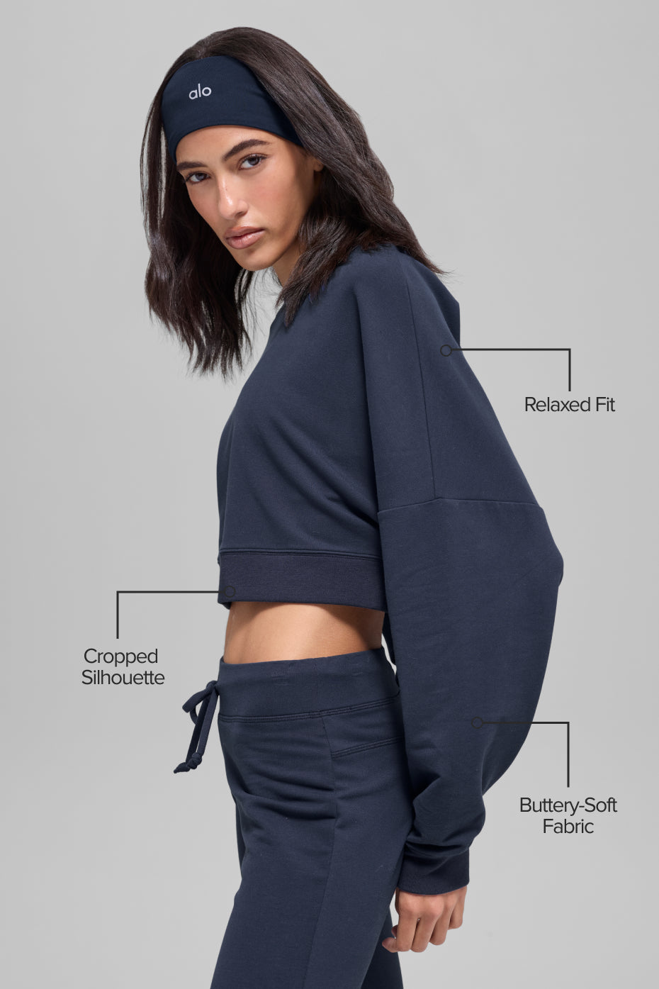 Cropped Sway Crew Neck Pullover - Navy image 2