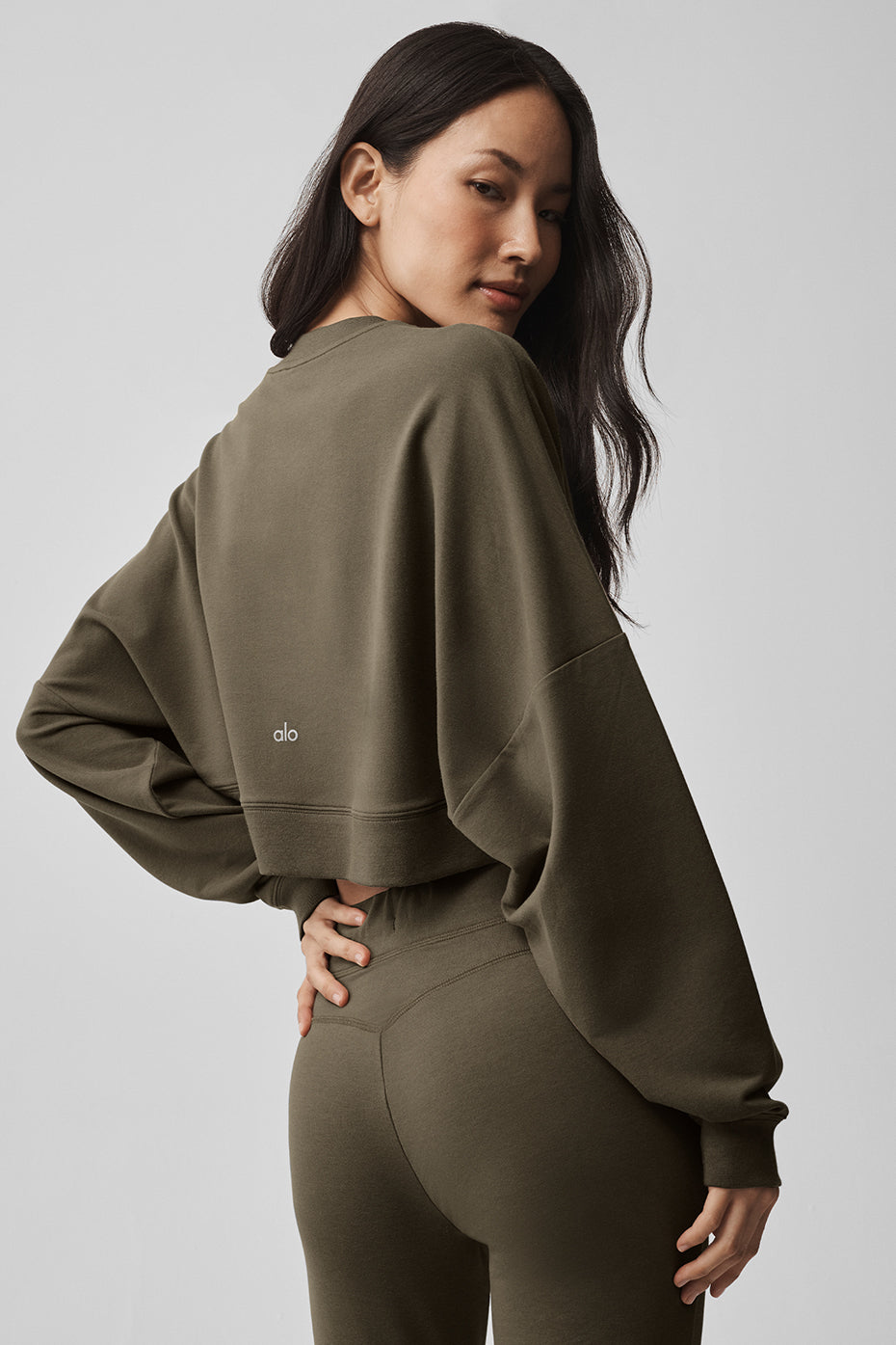 Cropped Sway Crew Neck Pullover - Olive Tree image 2