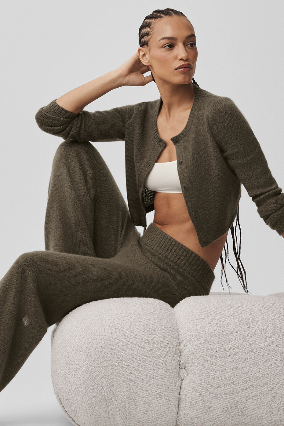 Wool Cashmere New Class Cropped Cardigan - Olive Tree image 3