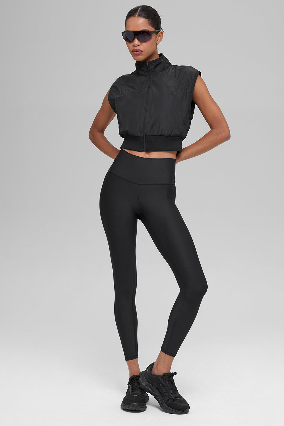 In Motion Vest - Black image 5