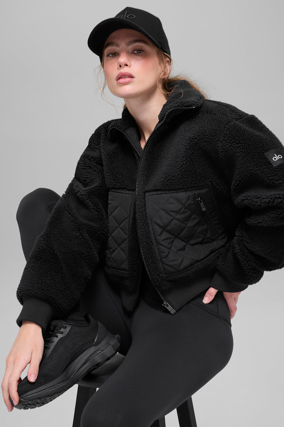 Sherpa Edge Bomber - Black image 5
