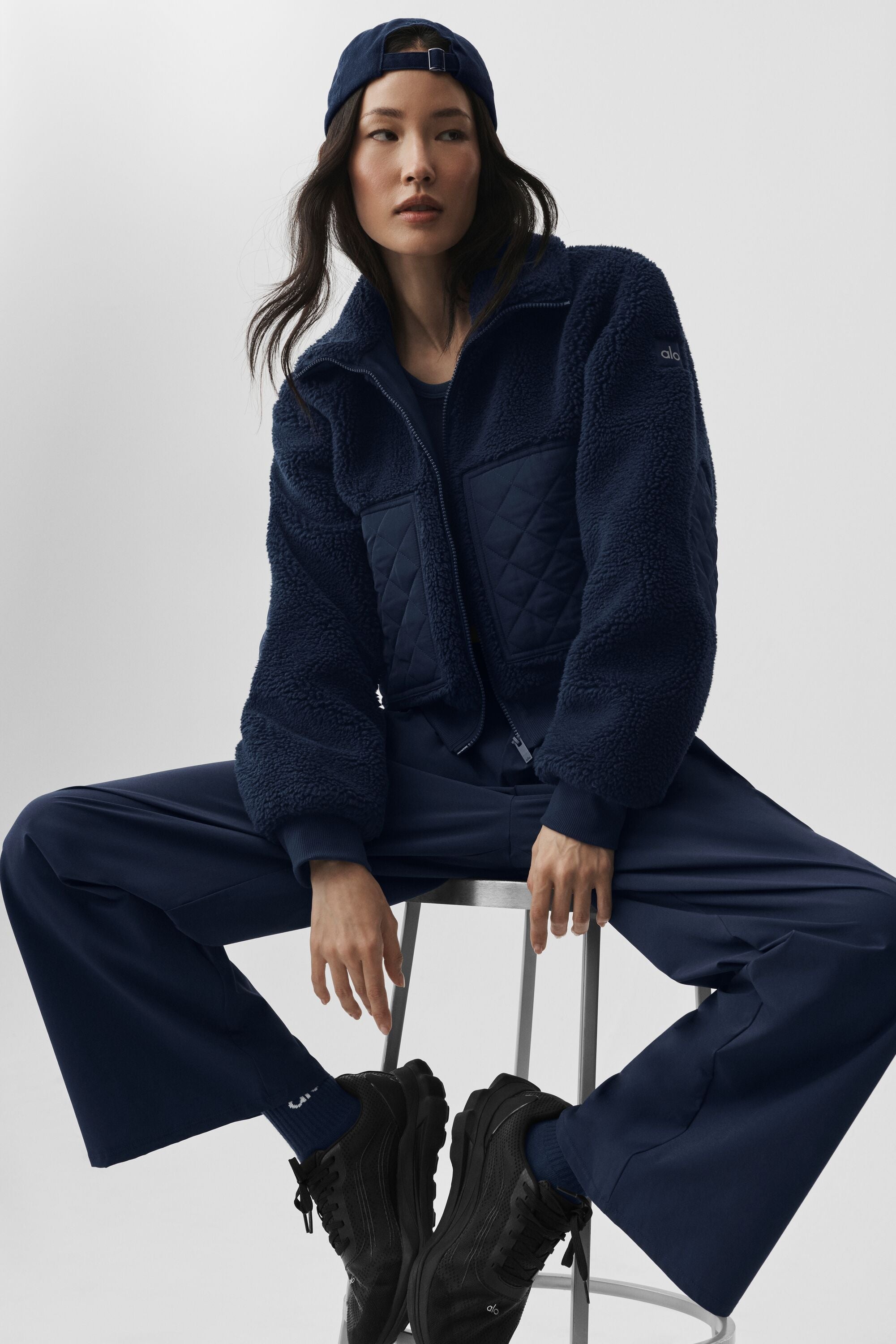 Sherpa Edge Bomber - Navy image 6