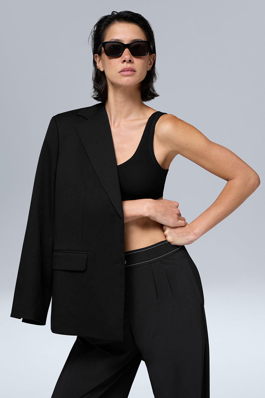 First-Class Blazer - Black image 2