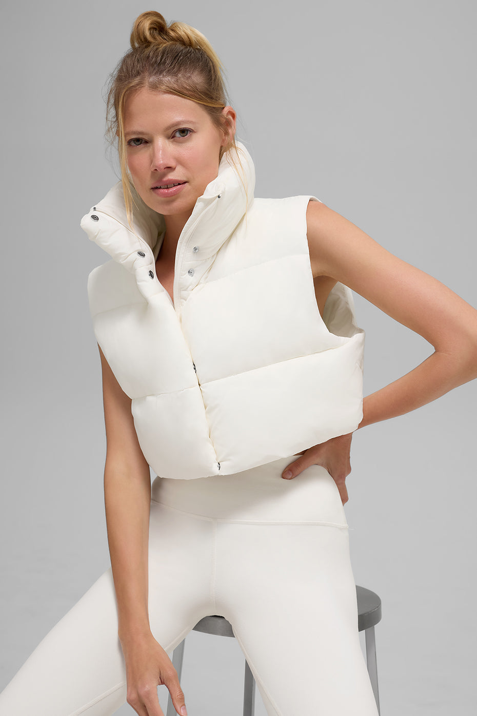 Cropped Gold Rush Puffer Vest - Ivory image 5