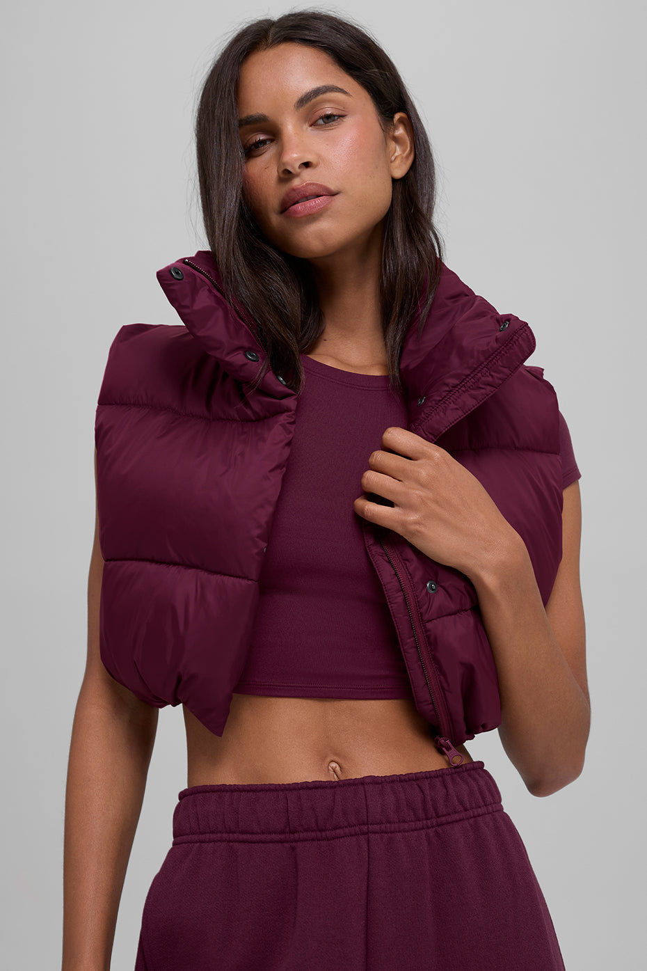 Cropped Gold Rush Puffer Vest - Burgundy image 3