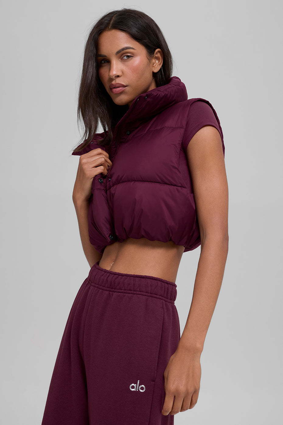 Cropped Gold Rush Puffer Vest - Burgundy image 6