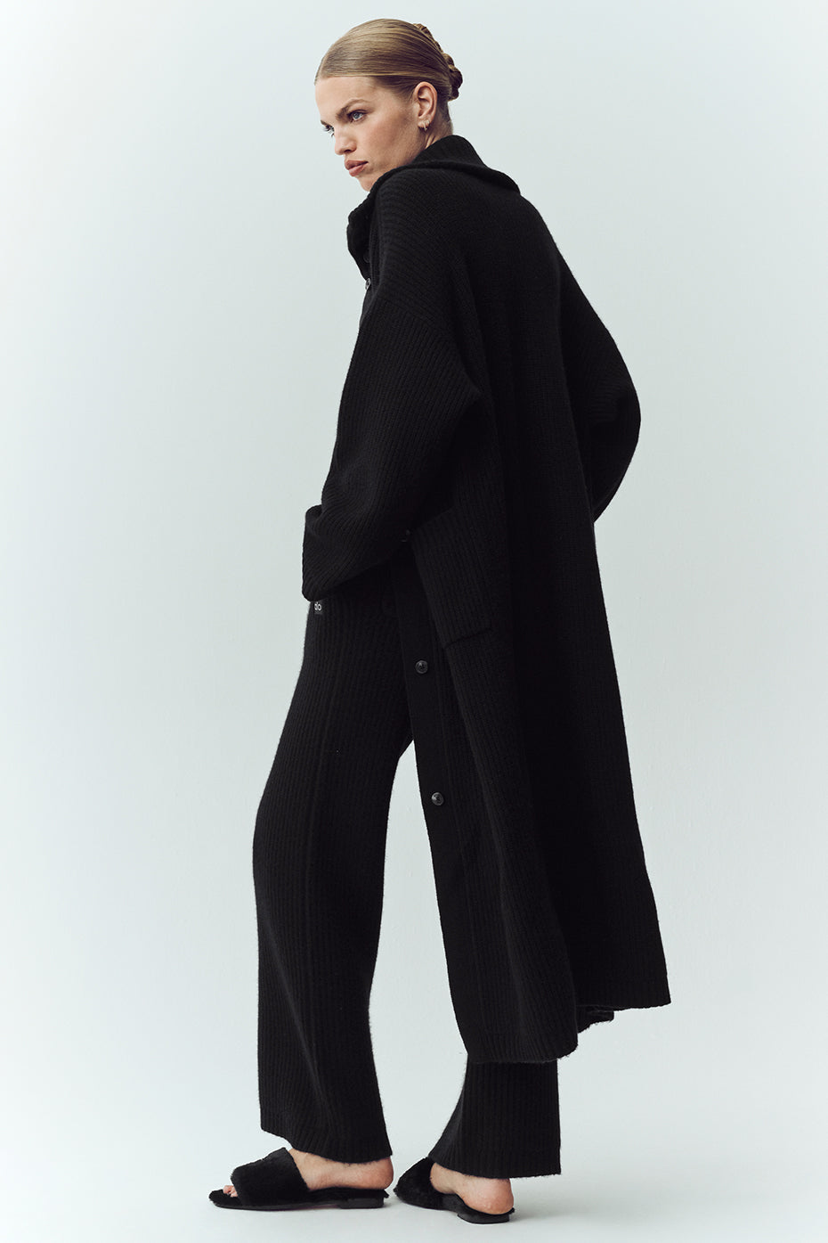 Cashmere Northstar Long Cardigan - Black image 4