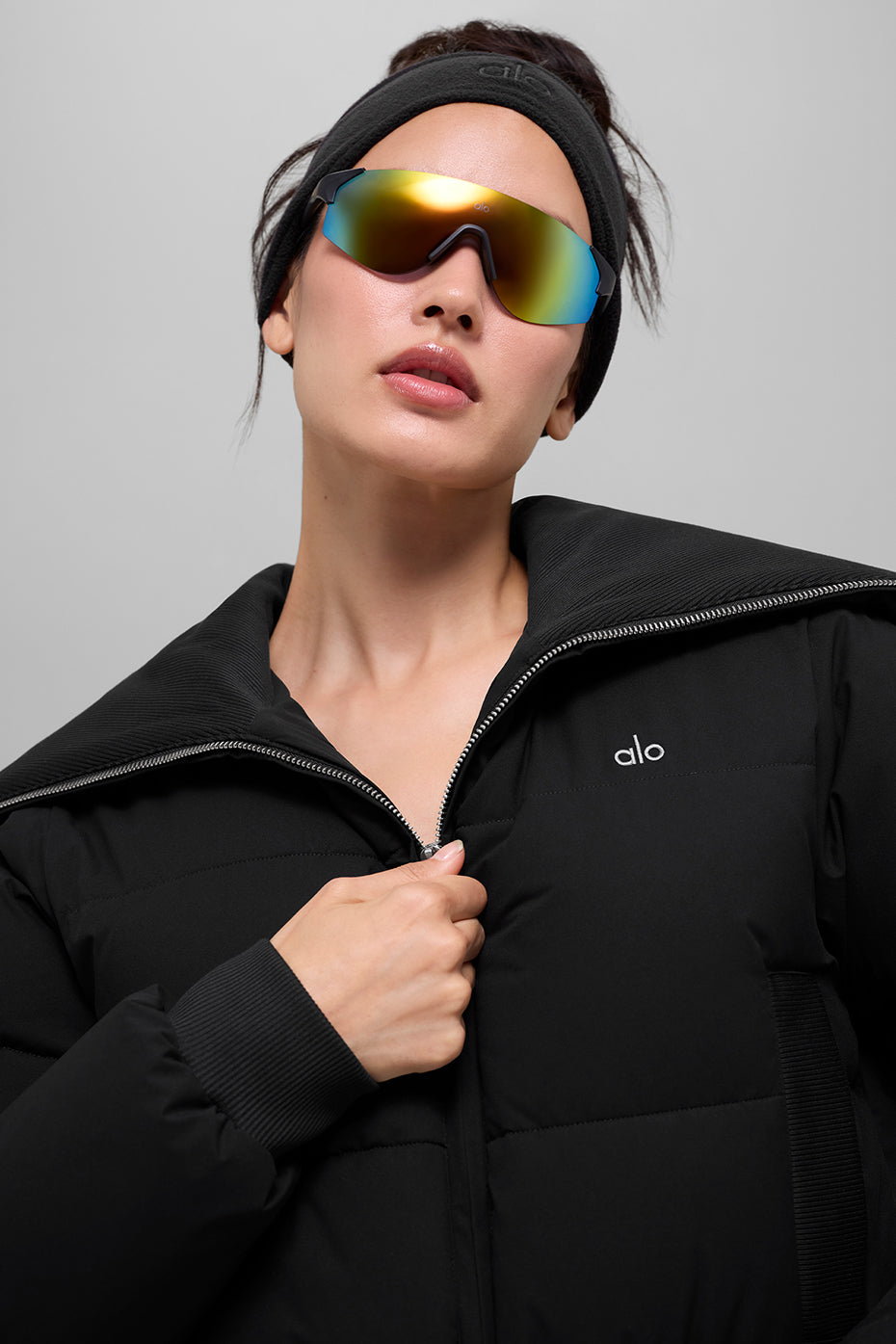 Captivate Puffer - Black image 3