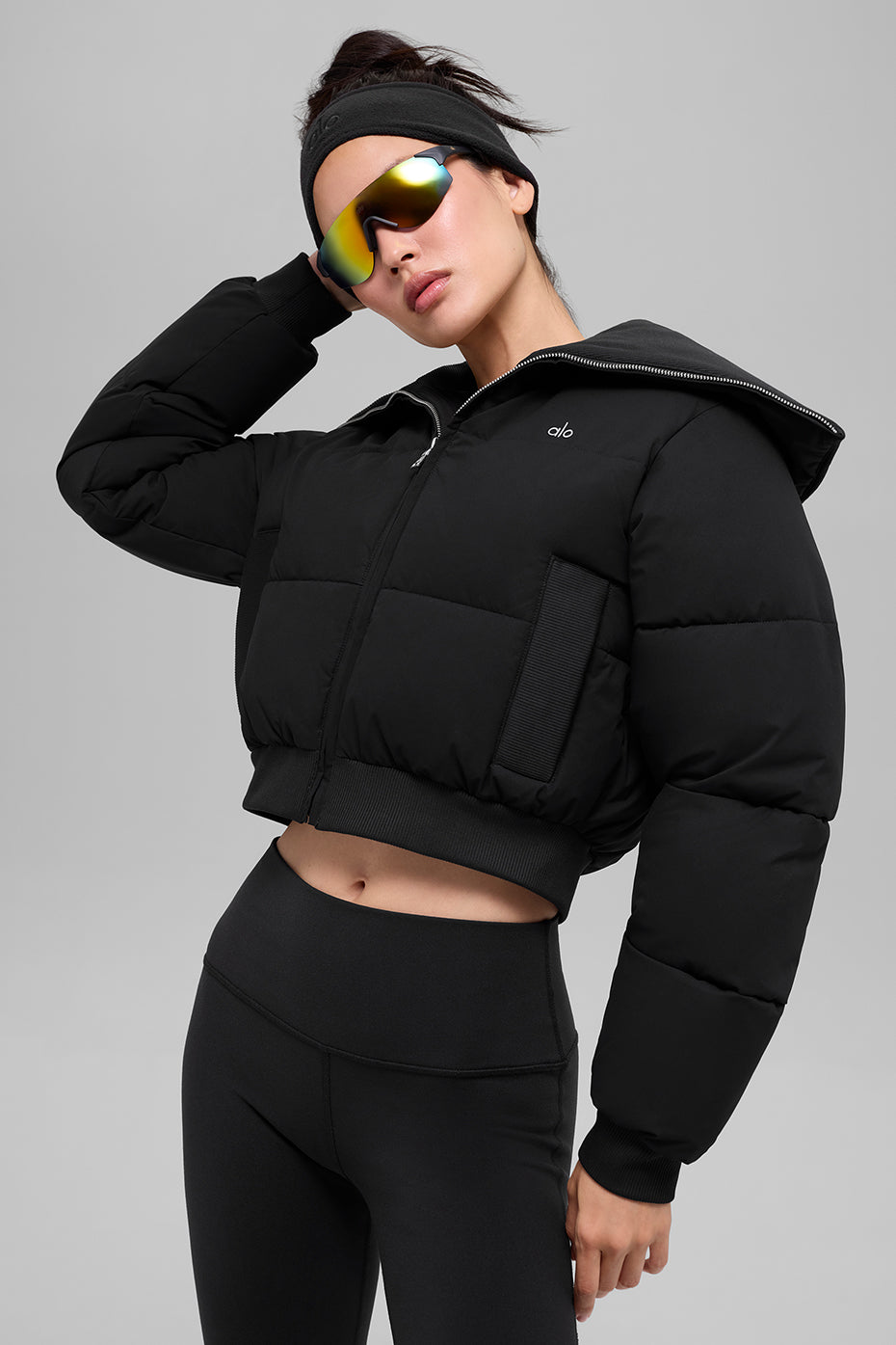 Captivate Puffer - Black image 4
