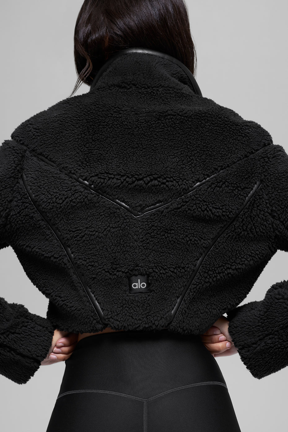Sherpa Cropped Slope Side Jacket - Black image 3