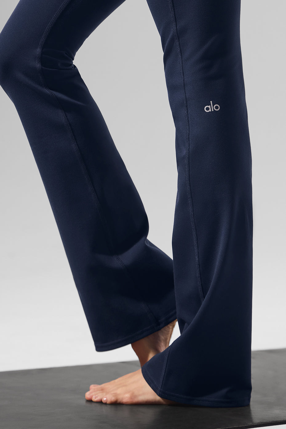 Airbrush High-Waist Bootcut Legging - Navy image 5