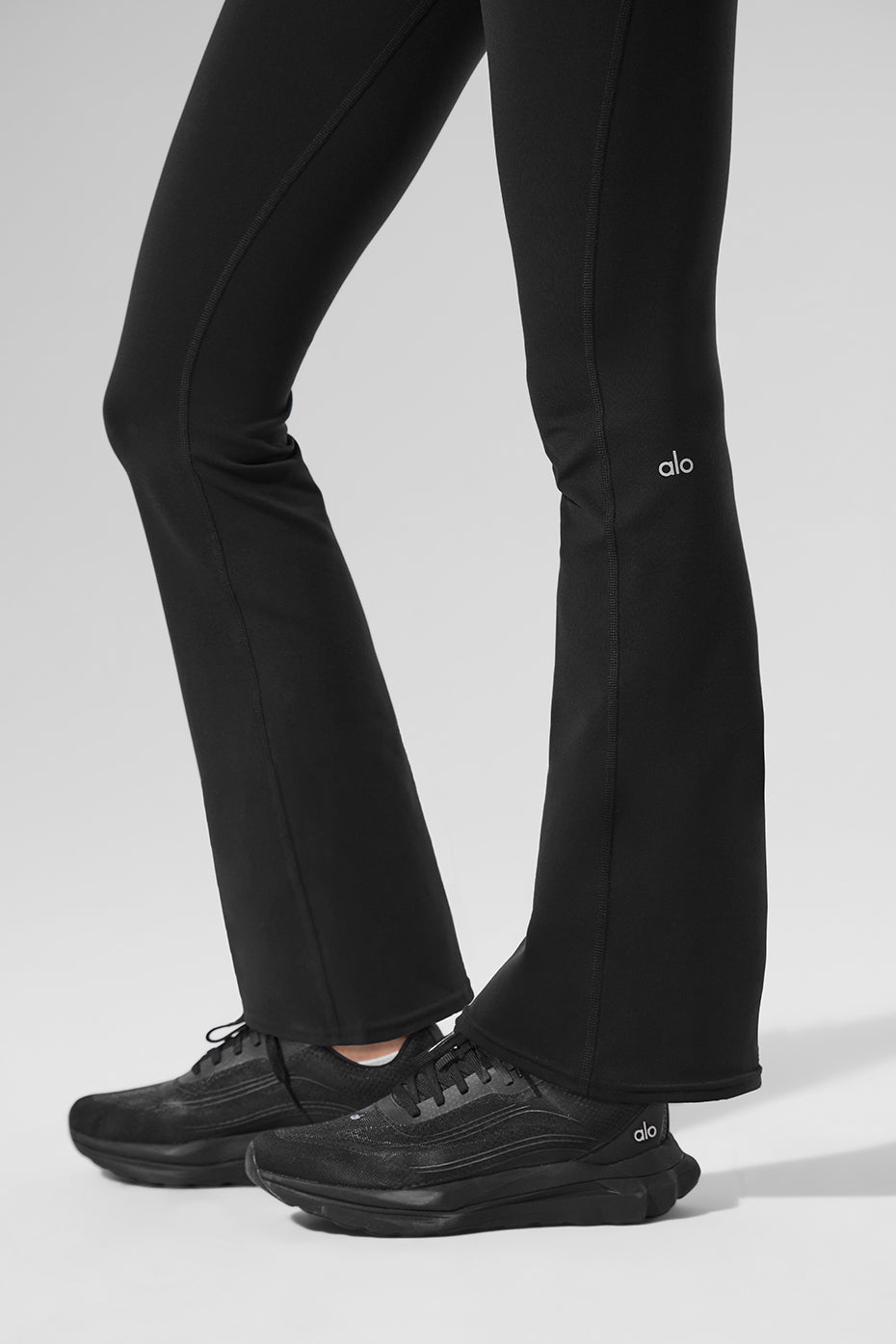 Airbrush High-Waist 7/8 Bootcut Legging - Black image 4