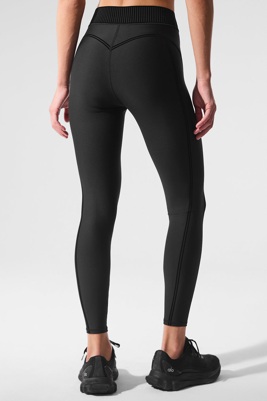 Airlift High-Waist 7/8 Line Up Legging - Black image 4