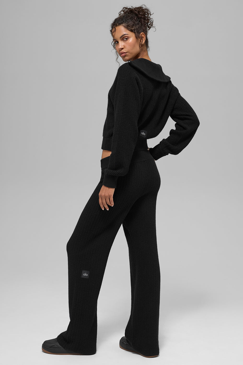 Cashmere High-Waist Plush Waffle Pant - Black image 5