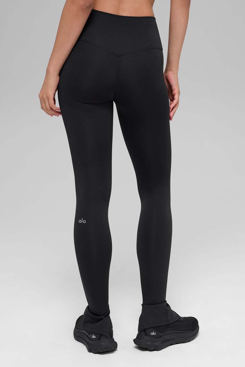 Airlift High-Waist Elongated Legging - Black image 3
