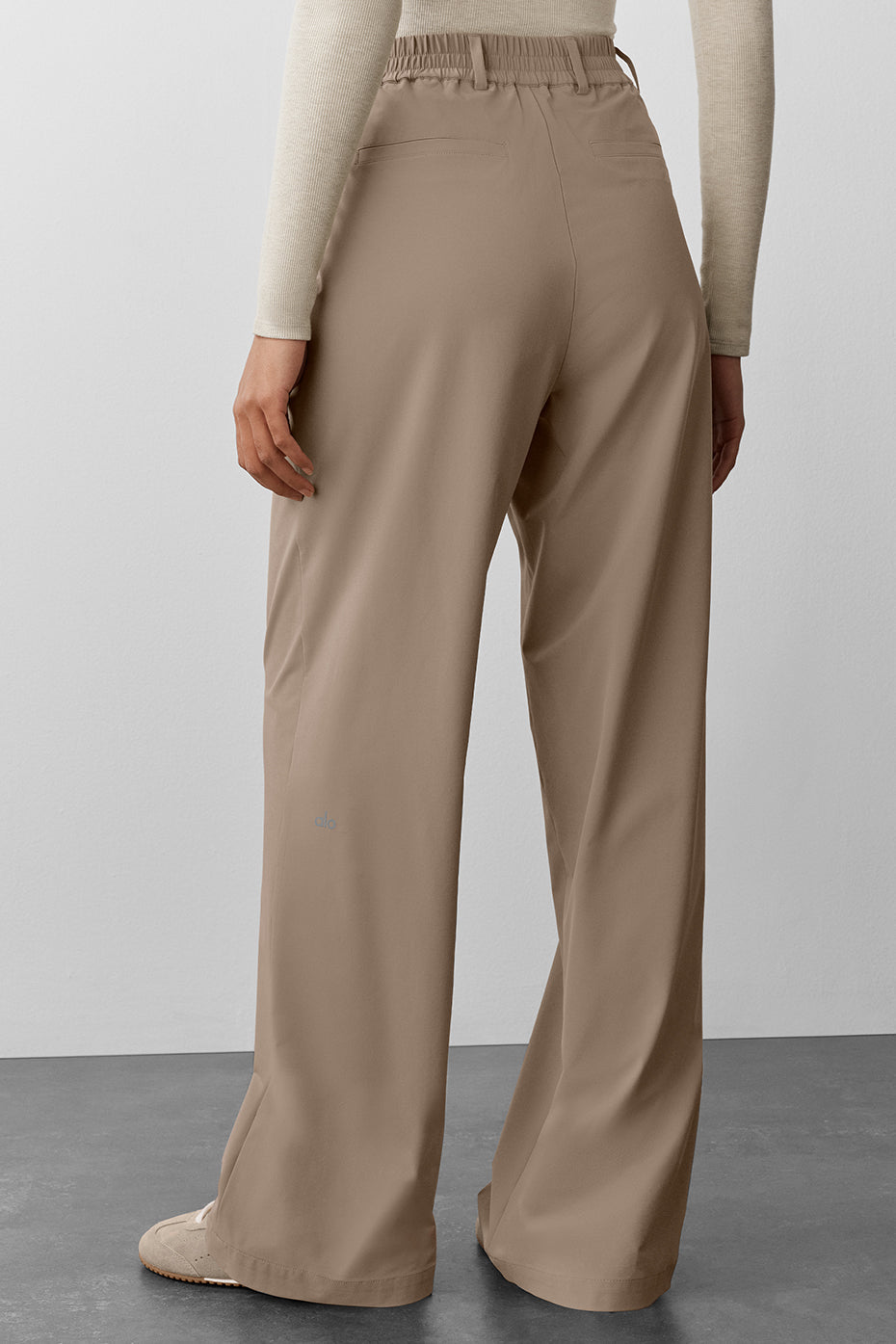 High-Waist Pursuit Trouser (Long) - Gravel image 3