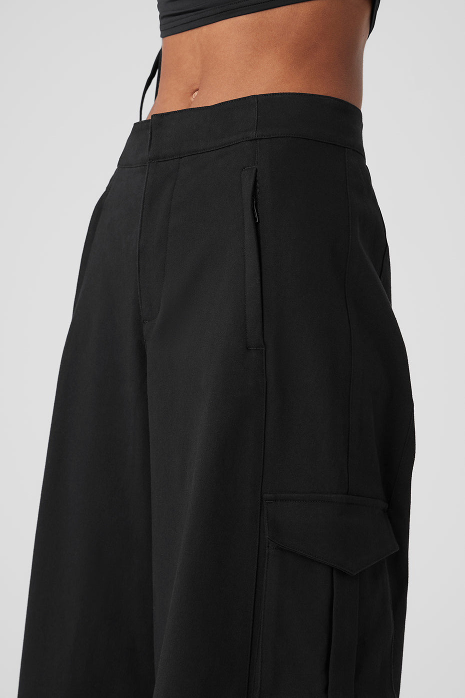 Show Off Cargo Wide Leg Trouser (Long) - Black image 4