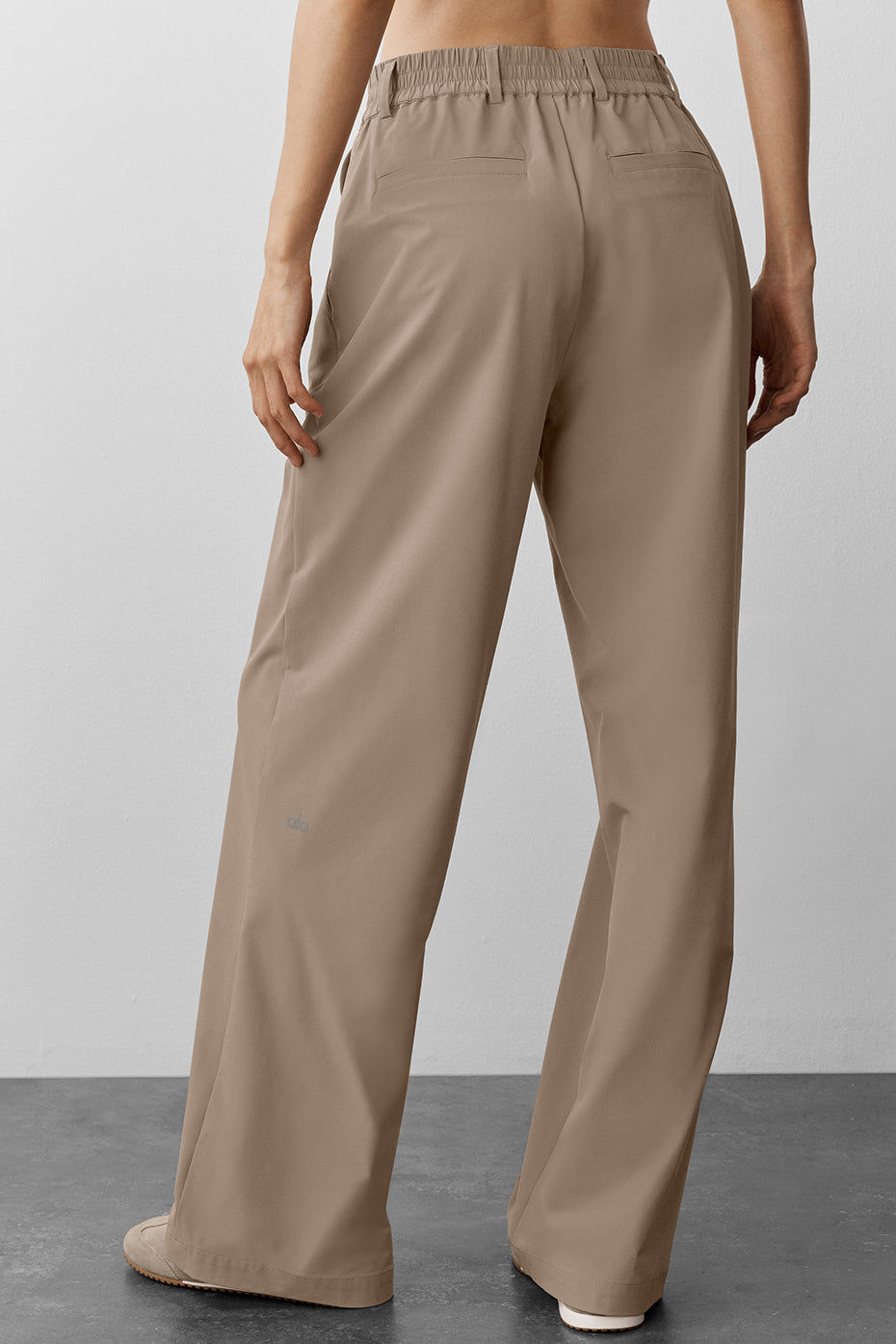 High-Waist Pursuit Trouser (Regular) - Gravel image 4