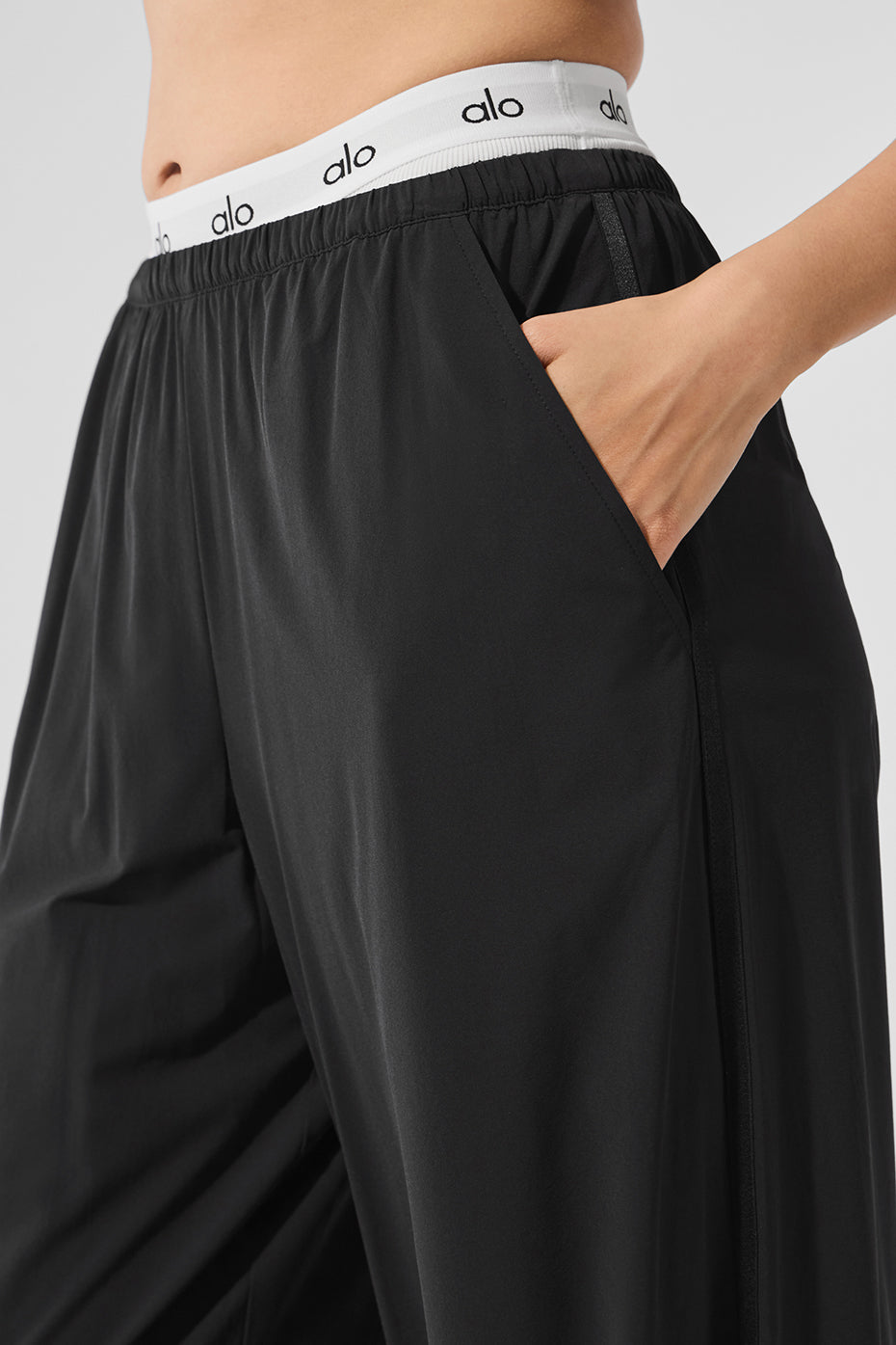 Breezy Wide Leg Pant (Long) - Black image 4