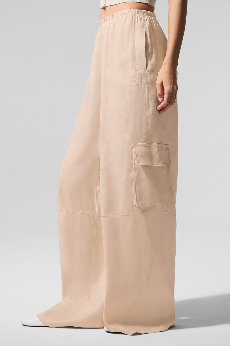 Linen Getaway Cargo Wide Leg Pant - Macadamia image 3